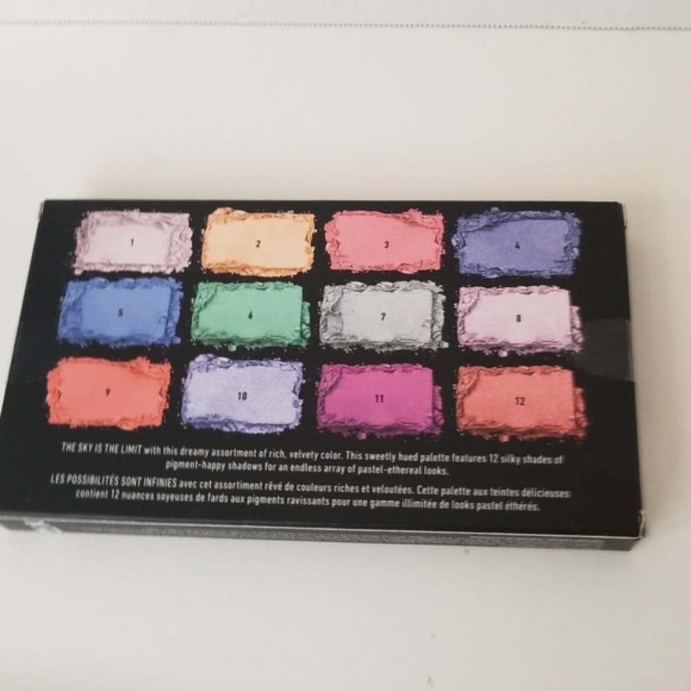 NYX In Your Element Air eye shadow pigment palette